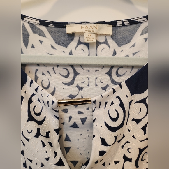 Dress - Picture 3 of 4